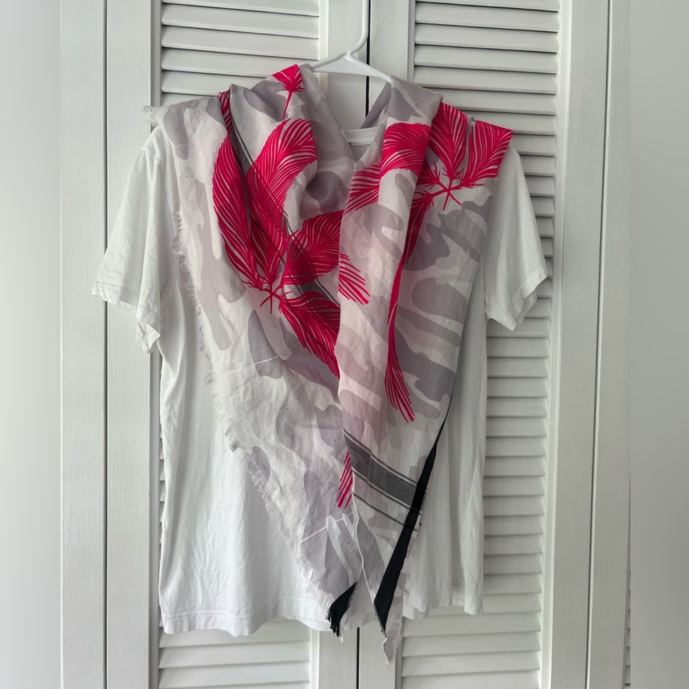 Leigh and Luca scarf, neon pink soft velvet frock feathers